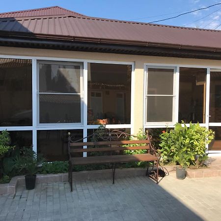 Guest House Palmovaia Gavan Гудаута Екстериор снимка