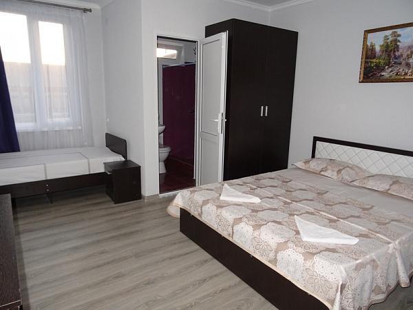 Guest House Palmovaia Gavan Гудаута Екстериор снимка