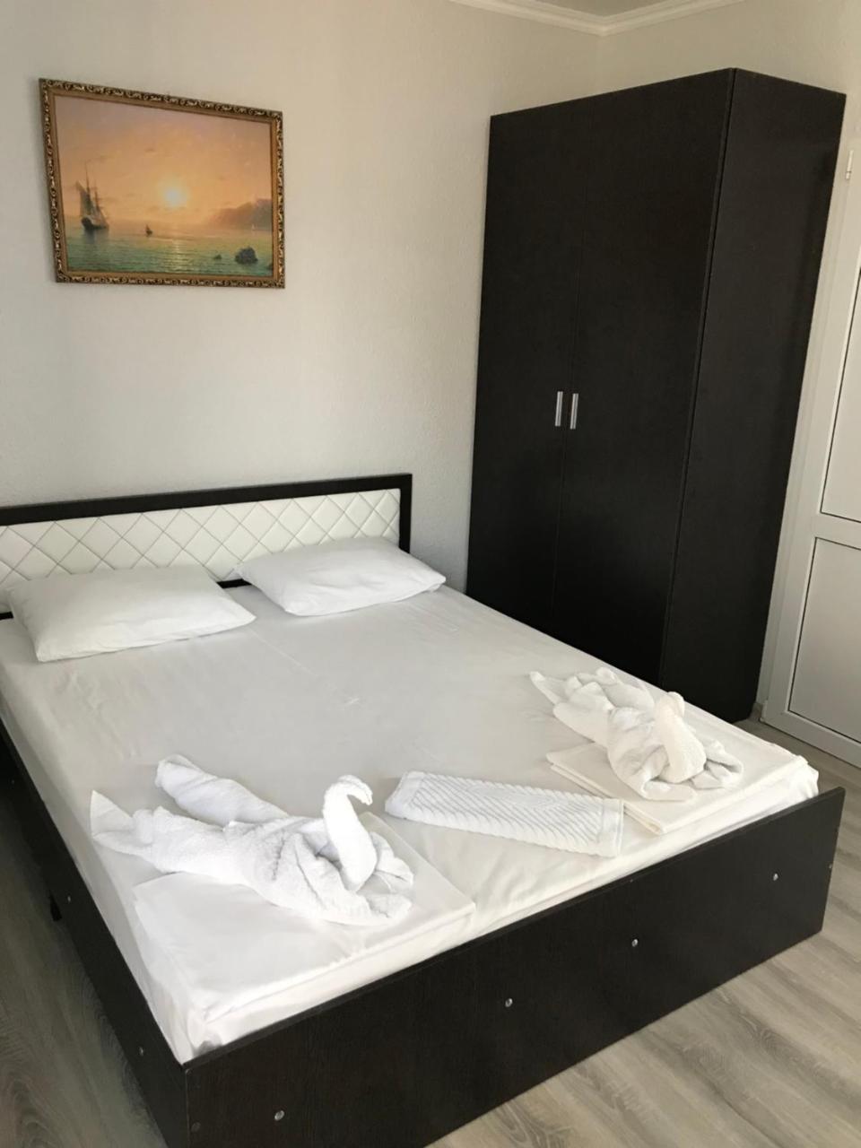 Guest House Palmovaia Gavan Гудаута Екстериор снимка